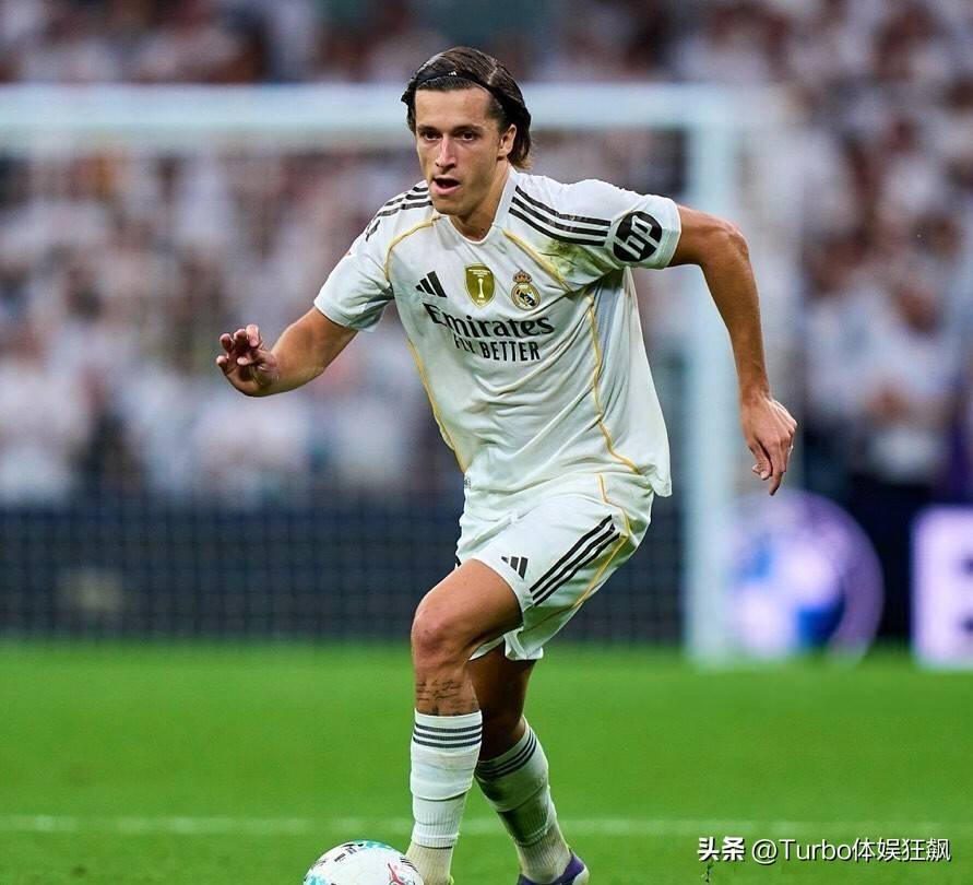 皇马5000万签下顶级后卫！连续3场锁死亚马尔，这笔转会太超值了